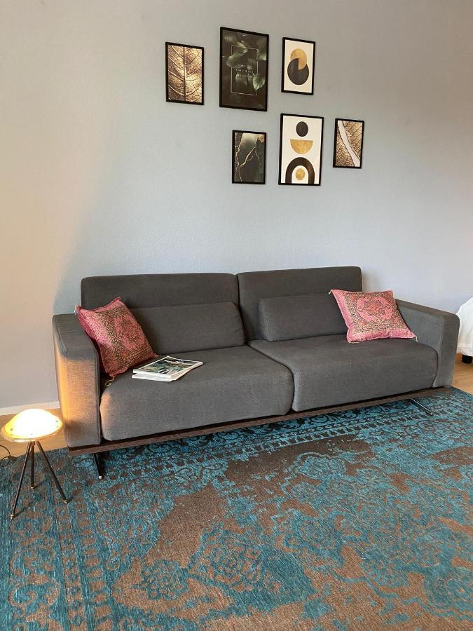 Beautiful Apartment With Balcony Berlino Esterno foto